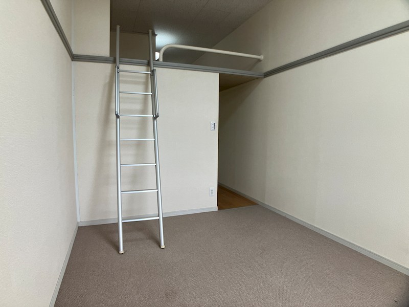 レジデンスサンハイム ベッドルーム