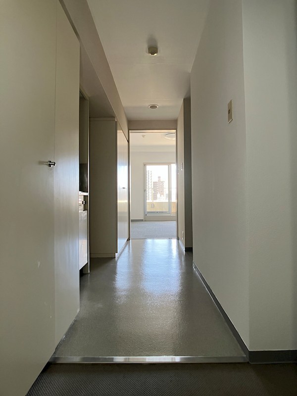 久保井マンション 玄関