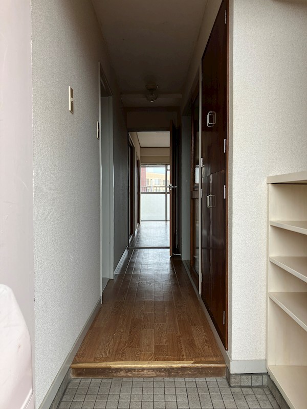 グリーンビレッジやなぜ 玄関