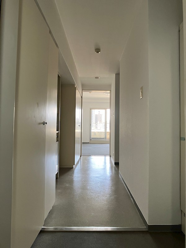 久保井マンション 玄関