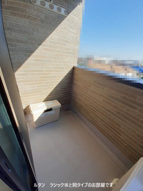 平松本町アパート ベランダ