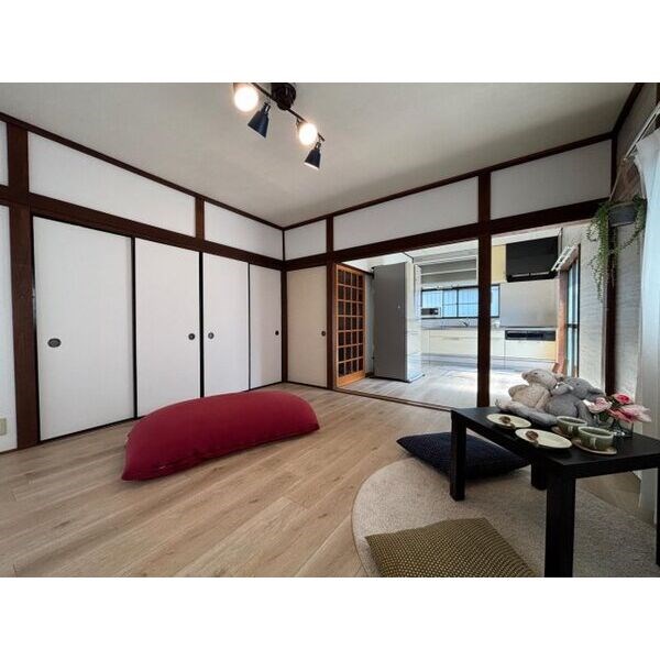 菜の花と春色フィルム リビング