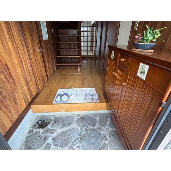 菜の花と春色フィルム 玄関