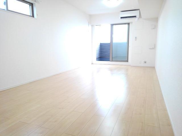 ピースビレッジ リビング