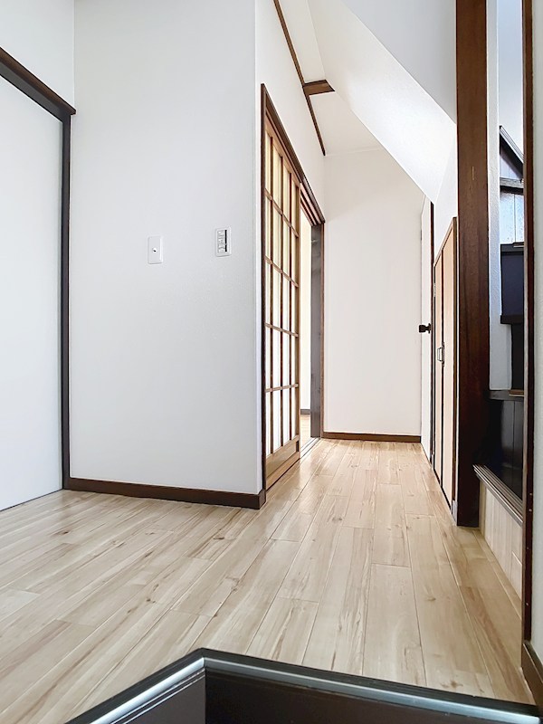 上古山貸家 玄関