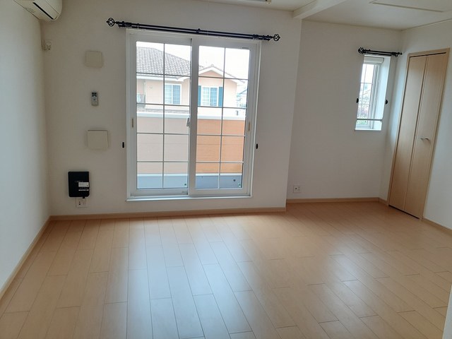 シャン・ド・フルール弐番館 リビング