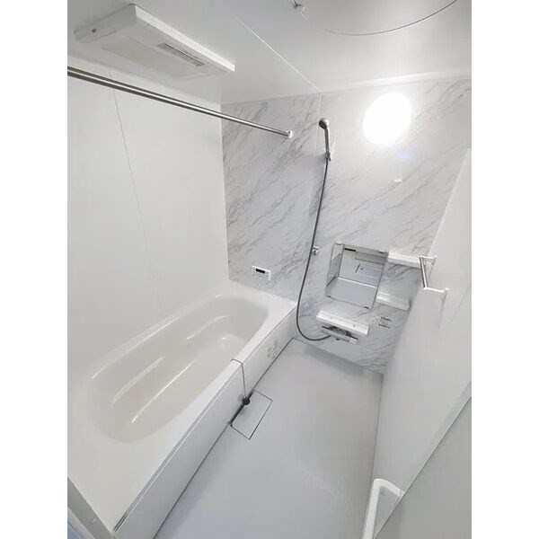 カーサ　ラ・ルーチェA 風呂画像