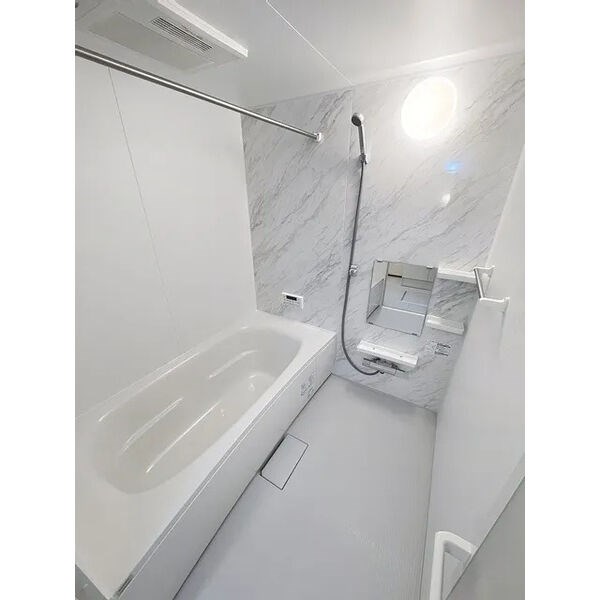 カーサ　ラ・ルーチェB  風呂画像