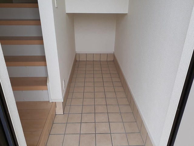 Ｚｅｐｈｙｒ．Ｊ 玄関