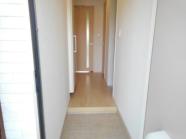 ラスターポイントⅥ 玄関