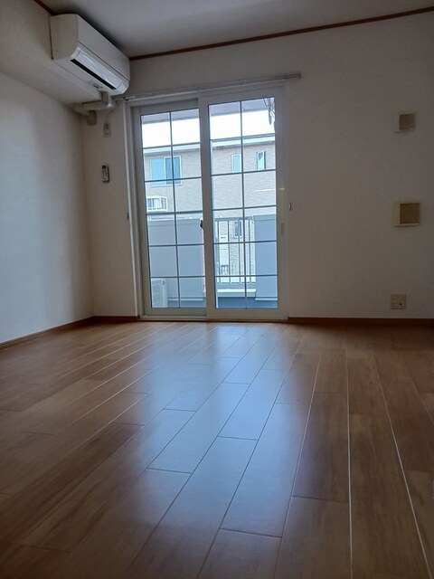 ヴィラ・大堀端Ｂ リビング