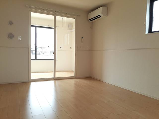 エクセレント・ヴィラ富田Ａ リビング