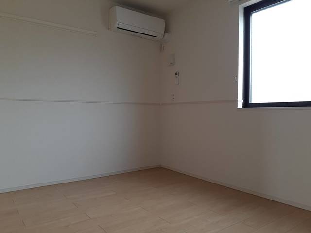 エクセレント・ヴィラ富田Ａ ベッドルーム