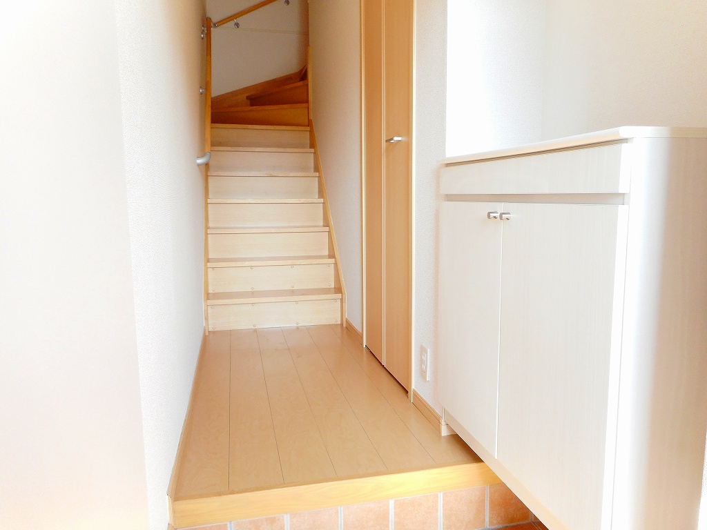 スターハイツＡ 玄関