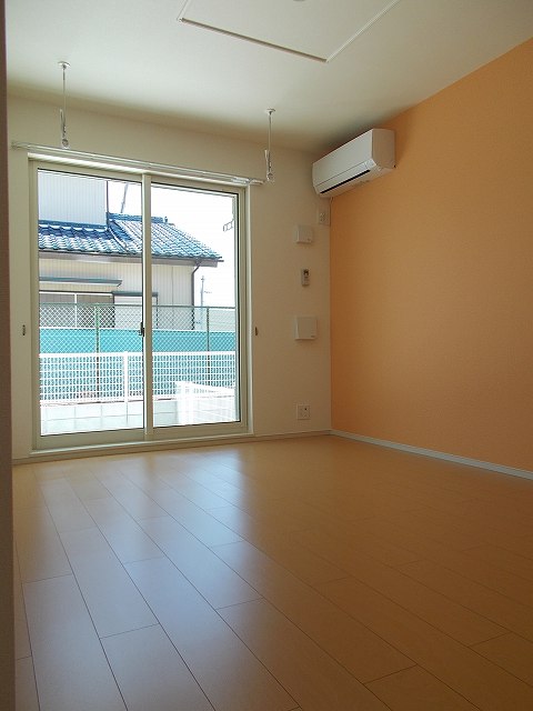 ミルトＤ　（ｍｉｌｄ） リビング