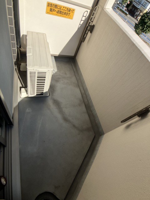 ロイヤル金信Ⅳ ベランダ