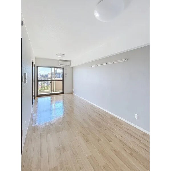 ライブスクエア竹林  リビング