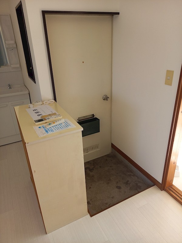 ホリディハイツ 玄関