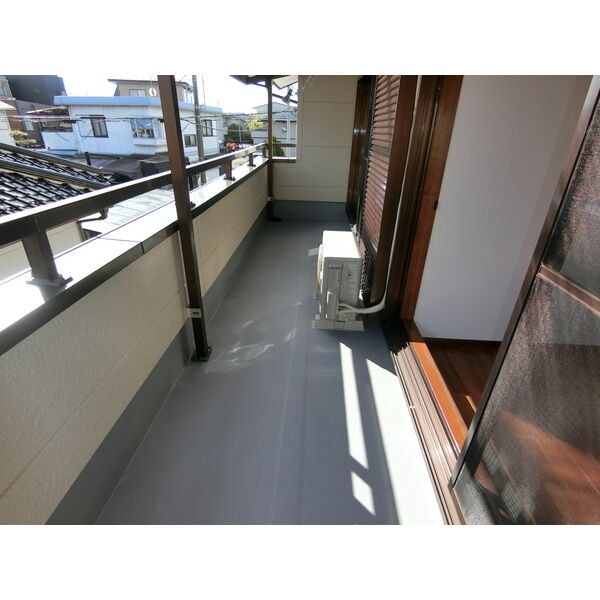 泉が丘貸家 ベランダ