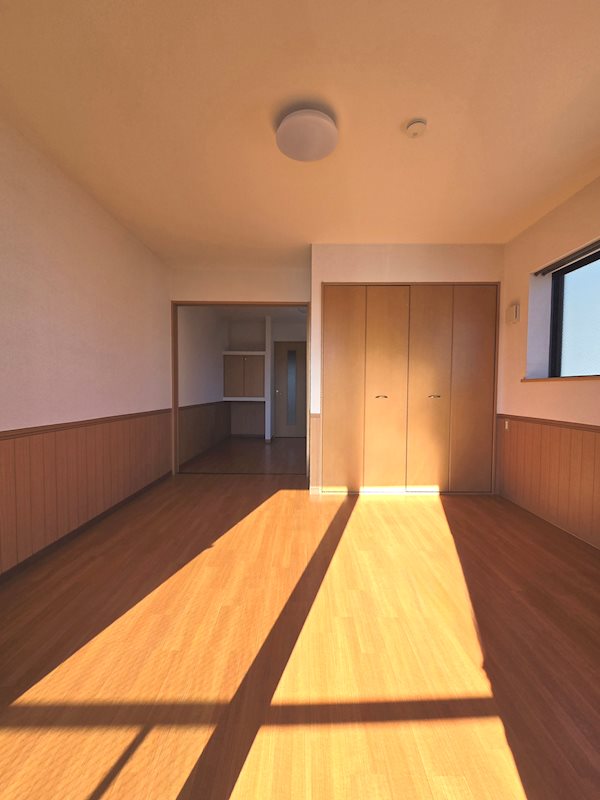 大通り秀栄マンション ベッドルーム