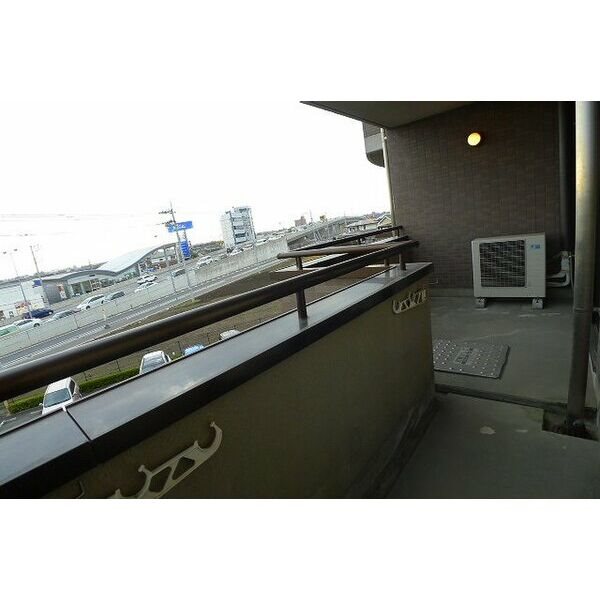 サンポワール宇都宮 ベランダ