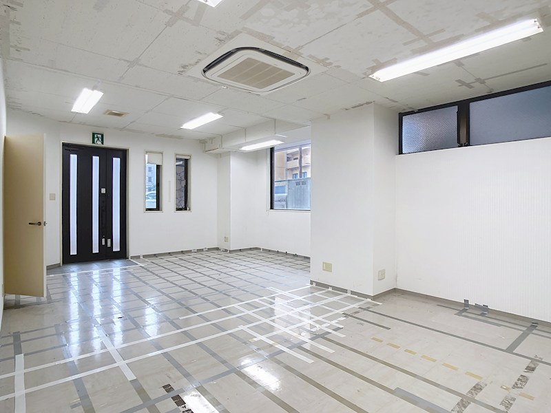 クローバー第1ビル リビング