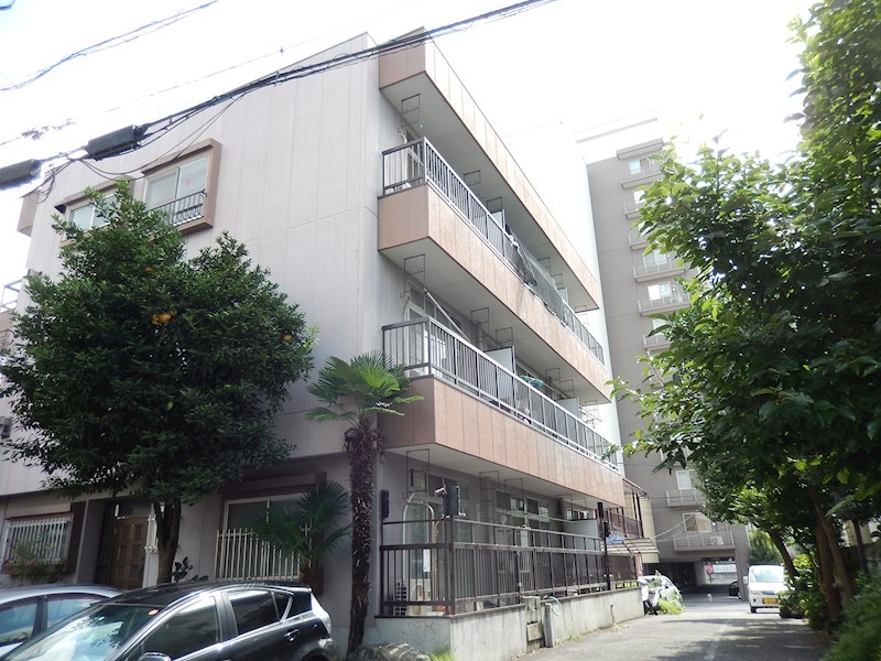 中央マンションＡ棟 301号室 外観