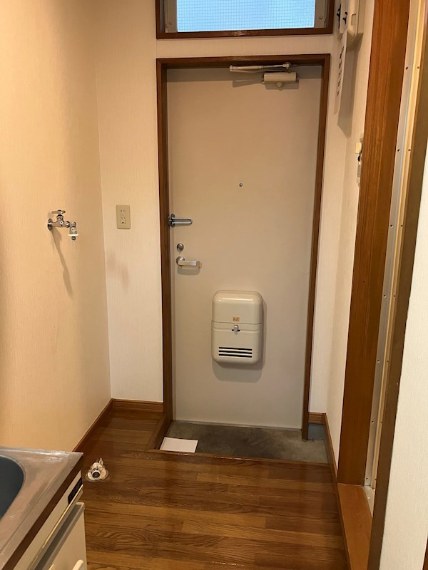 イーグルハウス 玄関