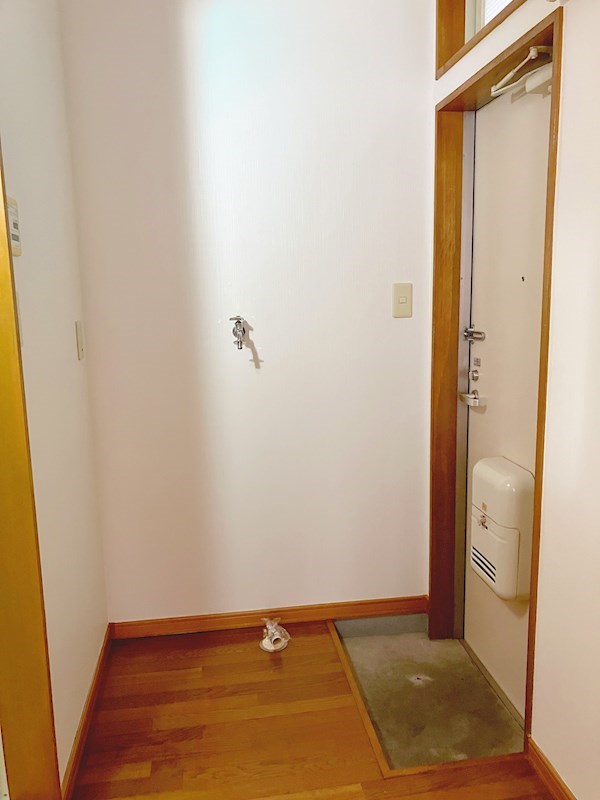 イーグルハウス 玄関