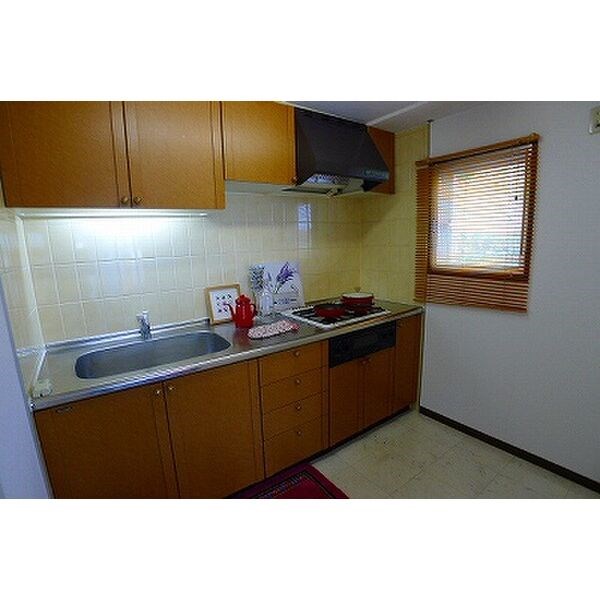 ROYAL RAISIN キッチン