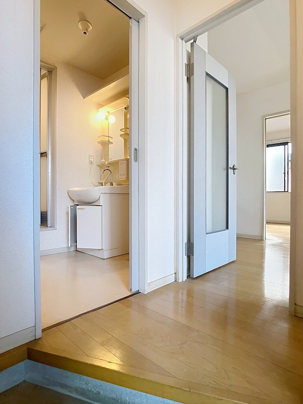 サンハイツ紫陽花館 玄関