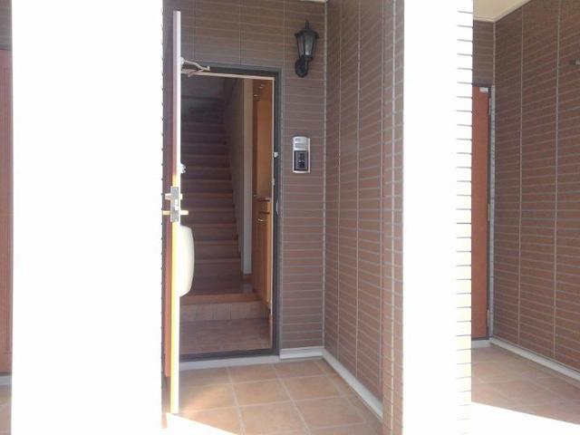 プラウド・コートⅢ 玄関