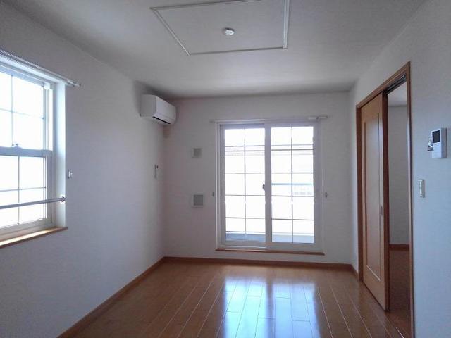 プラウド・コートⅢ リビング