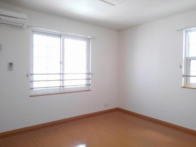 プラウド・コートⅢ ベッドルーム