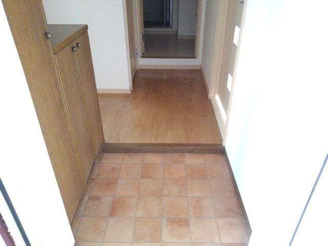 ＦＭレジデンス 玄関