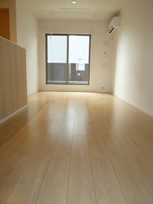 ＳＴＡＲ　ＬＩＧＨＴ　１ リビング