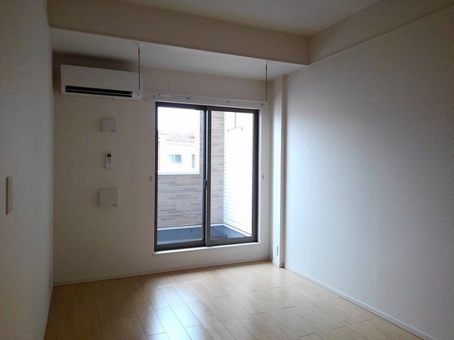 ポポ　Ａ リビング