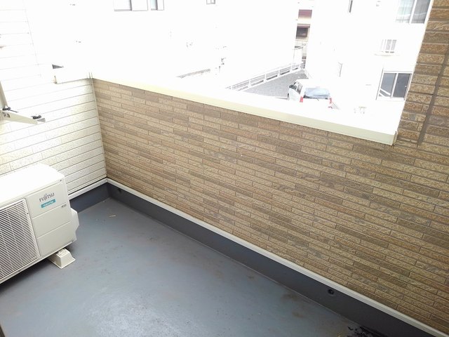 ポポ　Ａ ベランダ