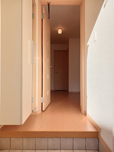 グリシーヌＢ 玄関