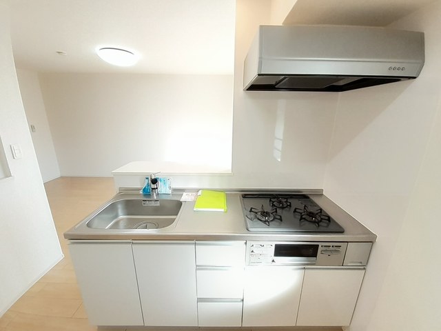 ヴィラ　エスポワールⅢ キッチン