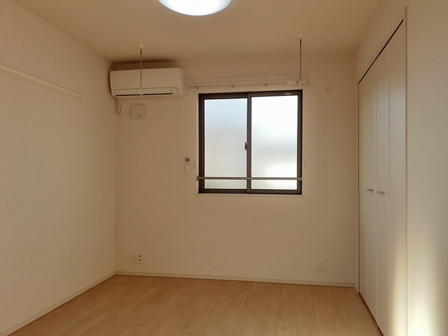 ハピネス ベッドルーム