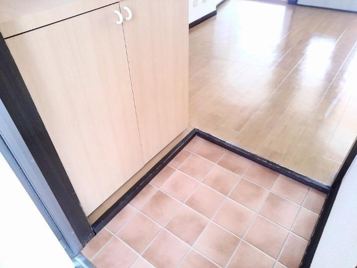 アーバンヒルズ 玄関