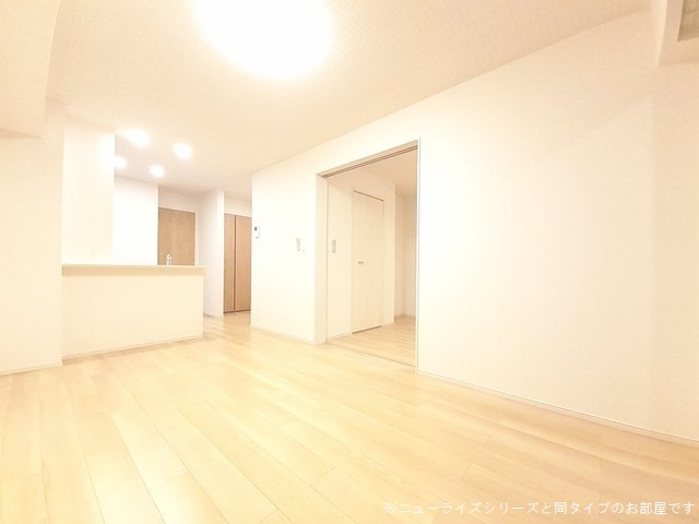 メゾン・ド・ユートピア リビング