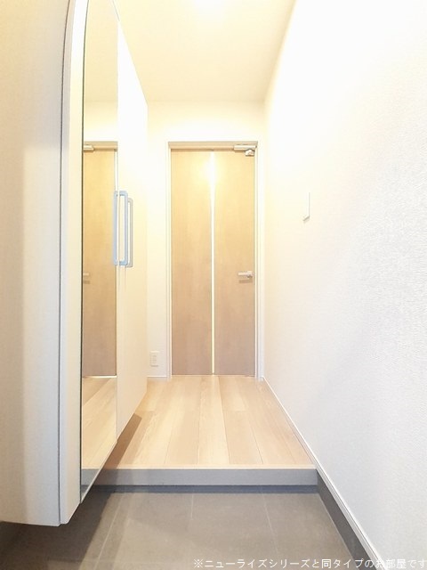 メゾン・ド・ユートピア 玄関