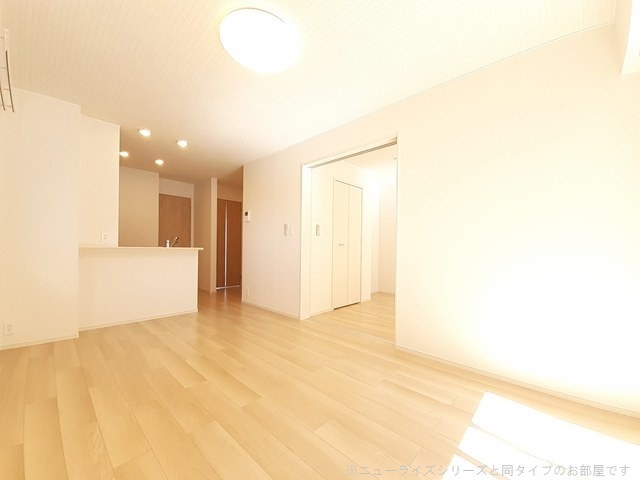 メゾン・ド・ユートピア リビング