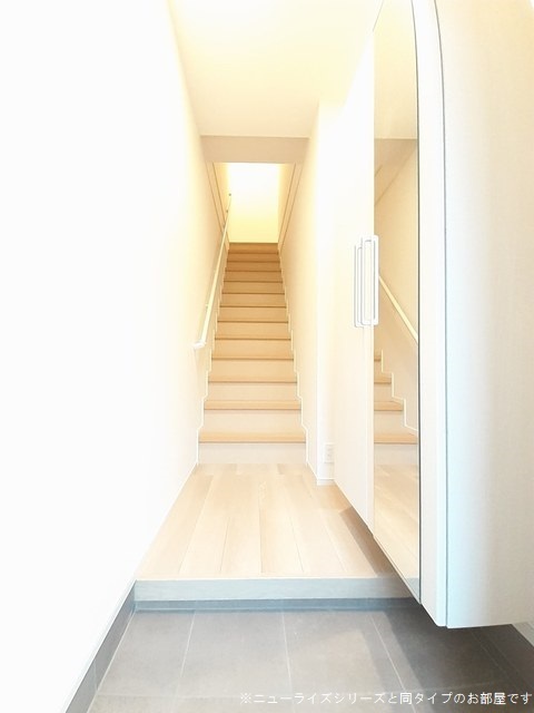 メゾン・ド・ユートピア 玄関