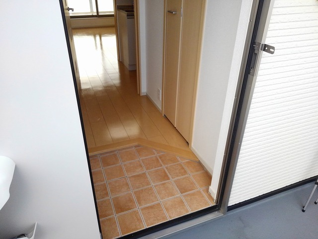 トレ　フラテッリ 玄関