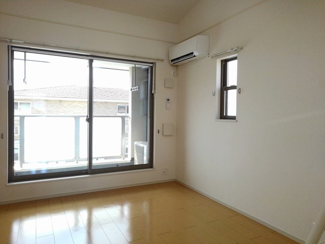 トレ　フラテッリ リビング