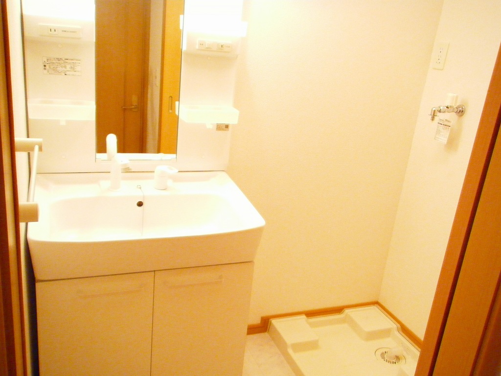 ルナフローラ・ウェスト その他4