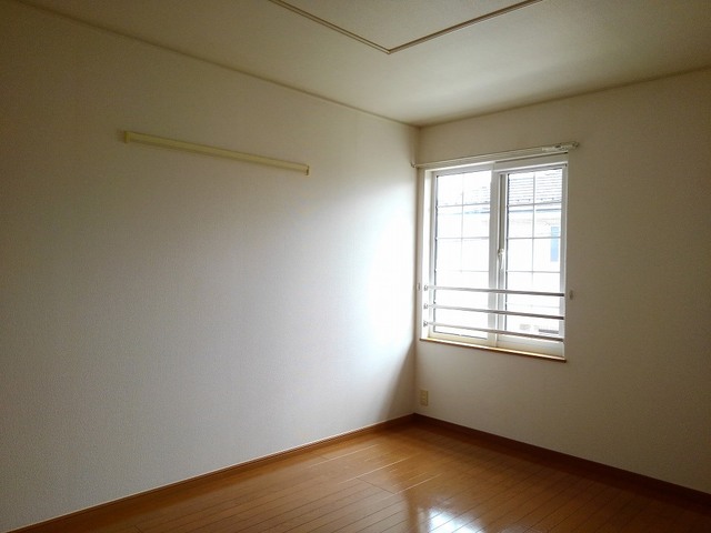 ラフレシールＢ ベッドルーム